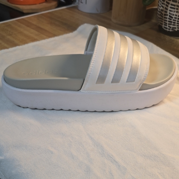 Adidas Silver Slide Sandals with Metallic Stripes - Picture 4 of 8